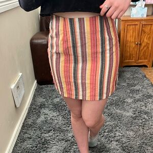 Super cute mini skirt!